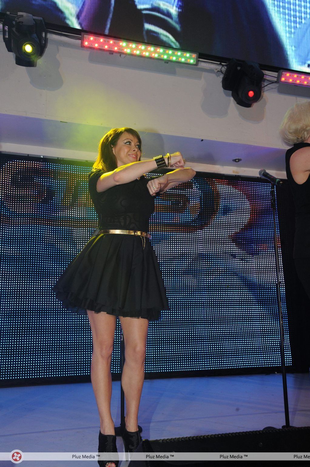 Steps' performs live at the Trafford centre in Manchester | Picture 111531
